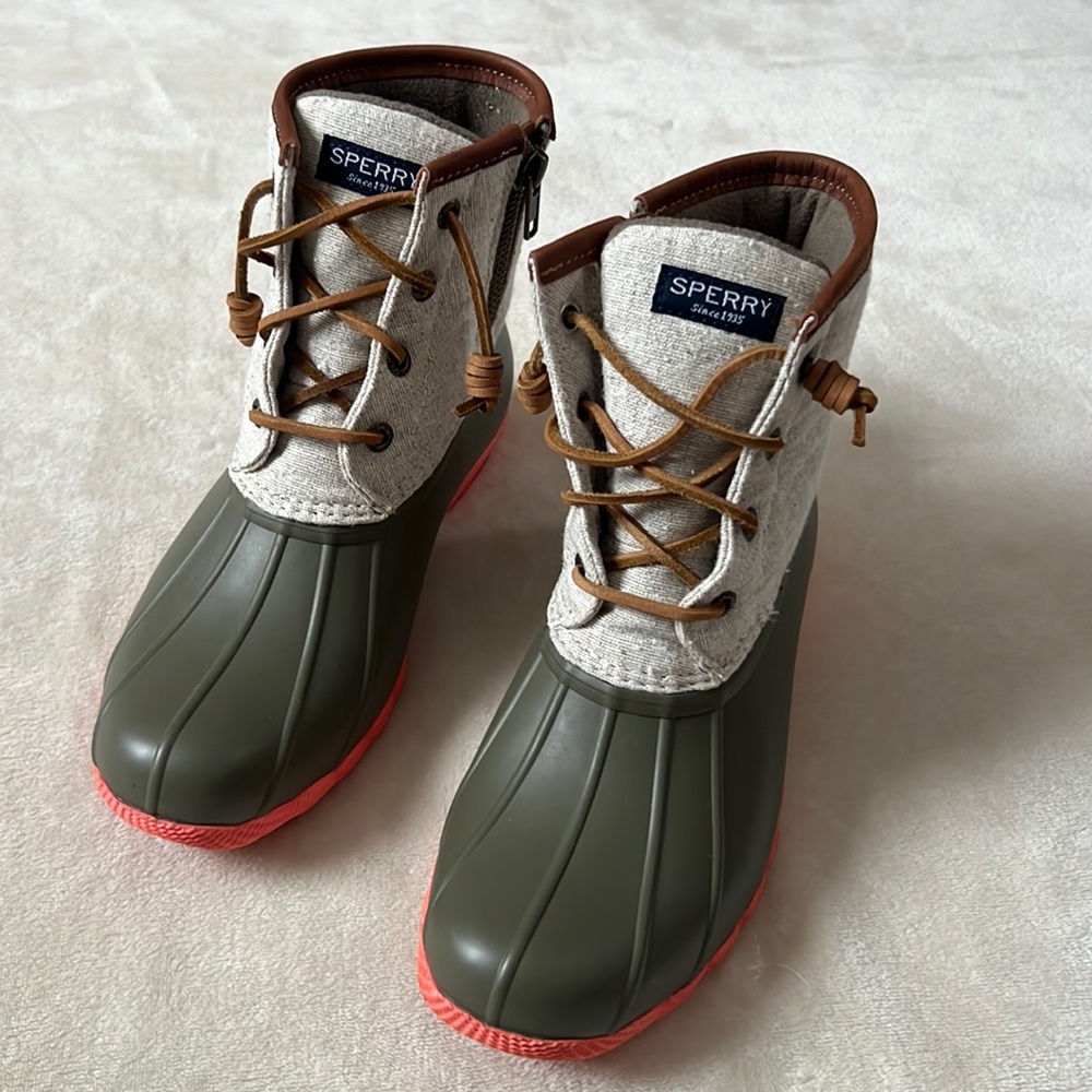 Sperry ladies fall ankle boots rubber boots